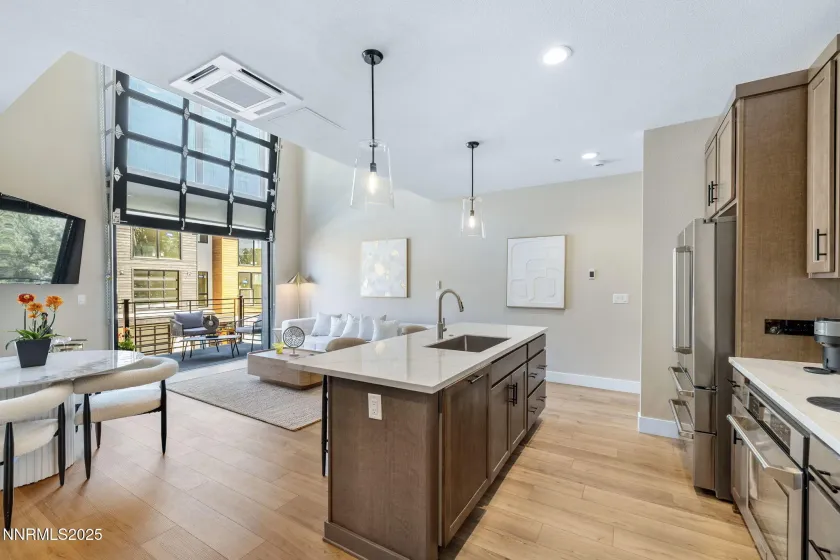 3826 Lakeside, Reno, Nevada 89509, 3 Bedrooms Bedrooms, ,4 BathroomsBathrooms,Residential,Residential,Lakeside,250054685