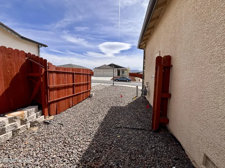 18715 Brady Ridge, Reno, Nevada 89508, 3 Bedrooms Bedrooms, ,2 BathroomsBathrooms,Residential,Residential,Brady Ridge,260003623