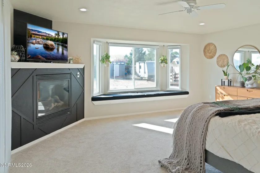 929 Emu, Sparks, Nevada 89441, 4 Bedrooms Bedrooms, ,3 BathroomsBathrooms,Residential,Residential,Emu,260003627