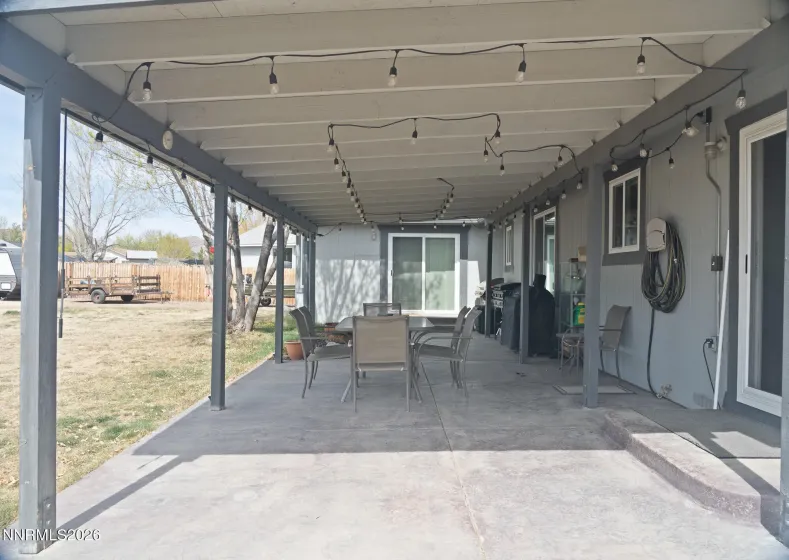 929 Emu, Sparks, Nevada 89441, 4 Bedrooms Bedrooms, ,3 BathroomsBathrooms,Residential,Residential,Emu,260003627