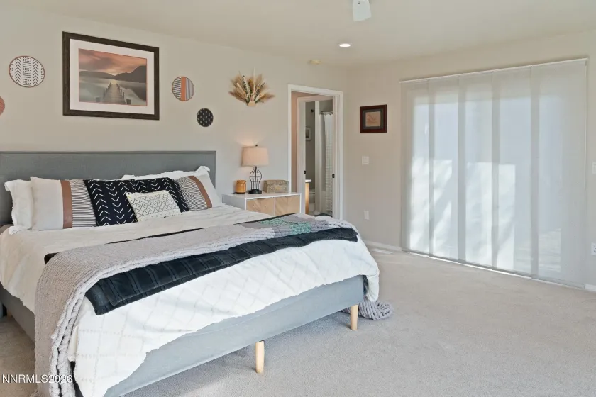 929 Emu, Sparks, Nevada 89441, 4 Bedrooms Bedrooms, ,3 BathroomsBathrooms,Residential,Residential,Emu,260003627