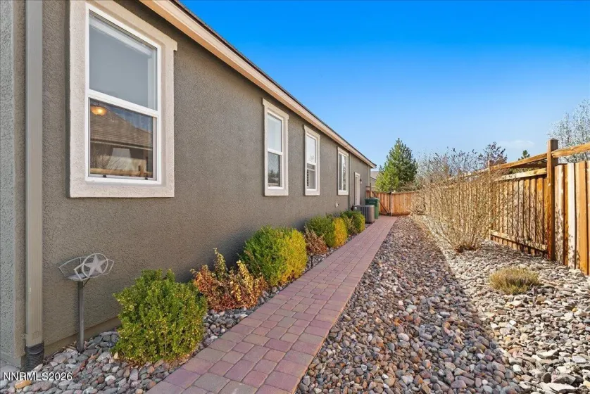 6658 Voyage, Sparks, Nevada 89436, 3 Bedrooms Bedrooms, ,3 BathroomsBathrooms,Residential,Residential,Voyage,260003631