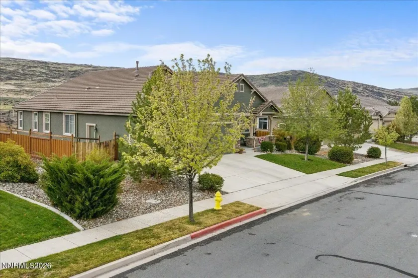 6658 Voyage, Sparks, Nevada 89436, 3 Bedrooms Bedrooms, ,3 BathroomsBathrooms,Residential,Residential,Voyage,260003631