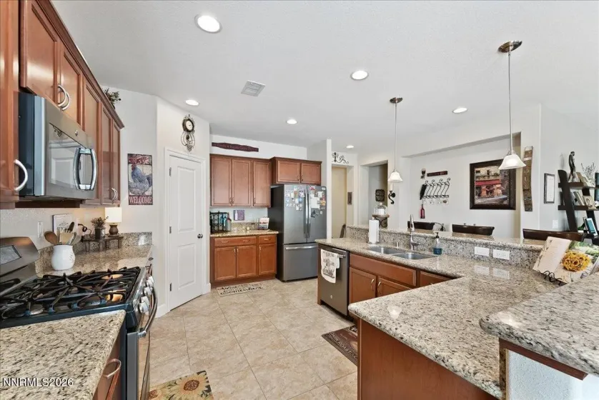 6658 Voyage, Sparks, Nevada 89436, 3 Bedrooms Bedrooms, ,3 BathroomsBathrooms,Residential,Residential,Voyage,260003631