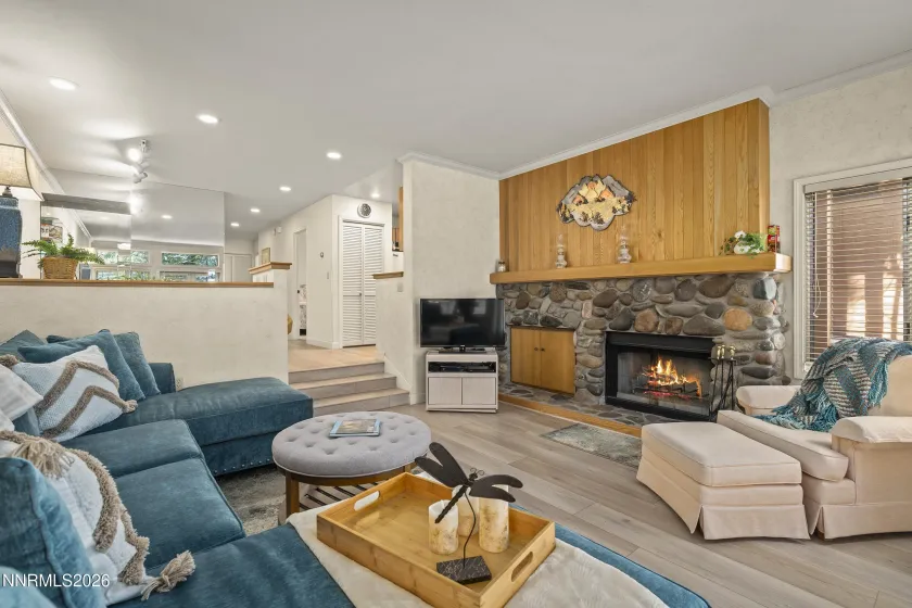 931 Incline, Incline Village, Nevada 89451, 2 Bedrooms Bedrooms, ,2 BathroomsBathrooms,Residential,Residential,Incline,260003633