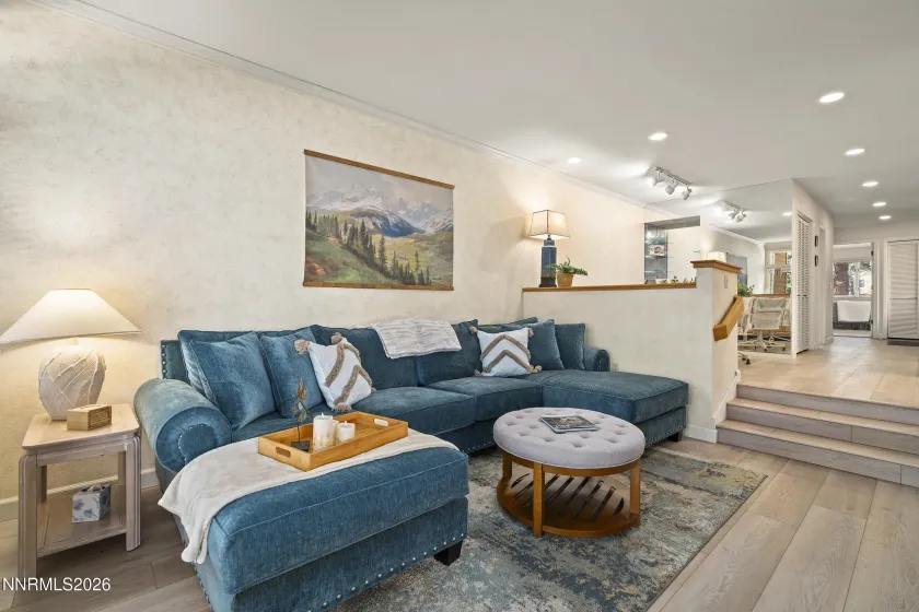 931 Incline, Incline Village, Nevada 89451, 2 Bedrooms Bedrooms, ,2 BathroomsBathrooms,Residential,Residential,Incline,260003633