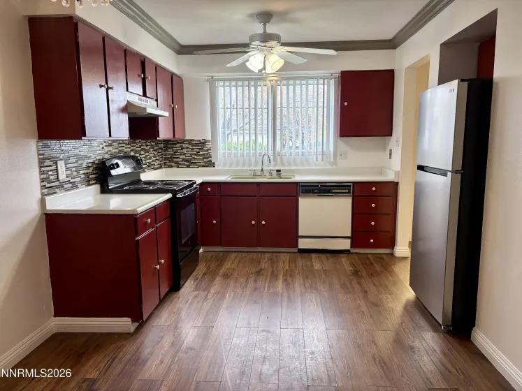 299 Smithridge, Reno, Nevada 89502, 3 Bedrooms Bedrooms, ,2 BathroomsBathrooms,Residential,Residential,Smithridge,260003635