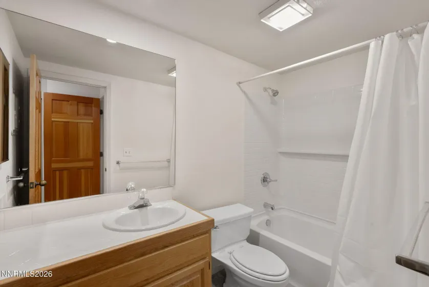 120 Village, Incline Village, Nevada 89451, 2 Bedrooms Bedrooms, ,2 BathroomsBathrooms,Residential,Residential,Village,260003641