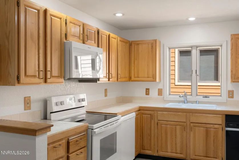 120 Village, Incline Village, Nevada 89451, 2 Bedrooms Bedrooms, ,2 BathroomsBathrooms,Residential,Residential,Village,260003641