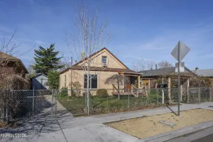 421 14th, Sparks, Nevada 89431, 2 Bedrooms Bedrooms, ,1 BathroomBathrooms,Residential,Residential,14th,260002779 421 14th, Sparks, Nevada 89431, 2 Bedrooms Bedrooms, ,1 BathroomBathrooms,Residential,Residential,14th,260002779