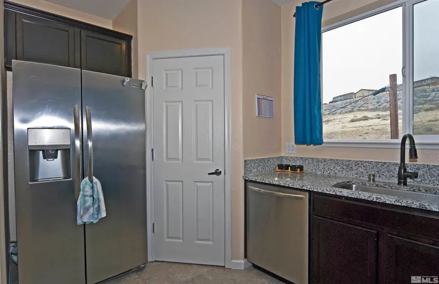 3006 Sterling Ridge, Sparks, Nevada 89431, 2 Bedrooms Bedrooms, ,3 BathroomsBathrooms,Residential,Residential,Sterling Ridge,260003643