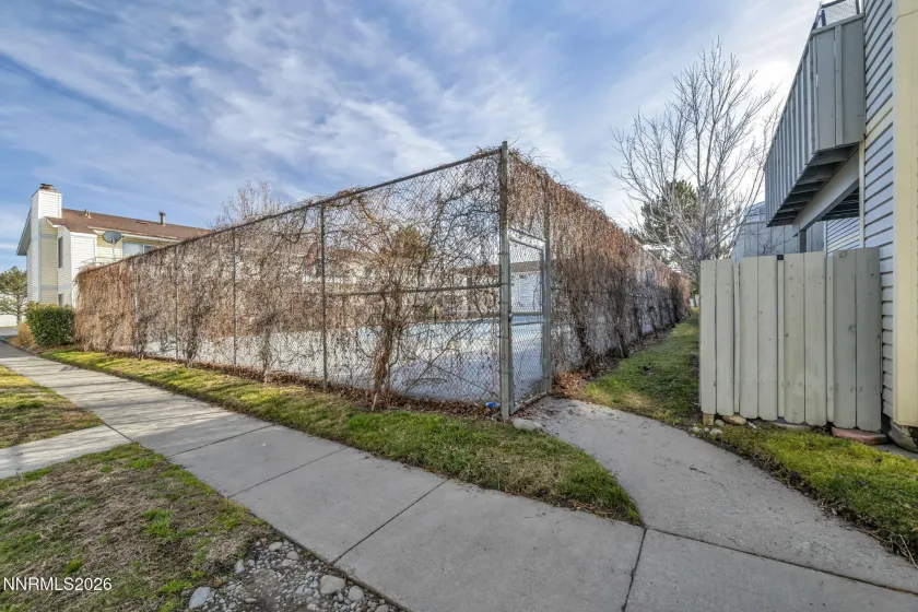 1551 Delucchi, Reno, Nevada 89502, 2 Bedrooms Bedrooms, ,1 BathroomBathrooms,Residential,Residential,Delucchi,260003644