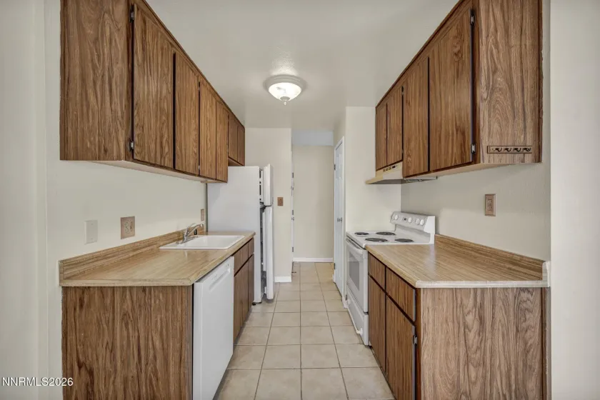 1551 Delucchi, Reno, Nevada 89502, 2 Bedrooms Bedrooms, ,1 BathroomBathrooms,Residential,Residential,Delucchi,260003644