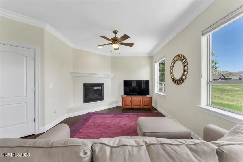 1636 Robb, Carson City, Nevada 89703, 3 Bedrooms Bedrooms, ,3 BathroomsBathrooms,Residential,Residential,Robb,260003651