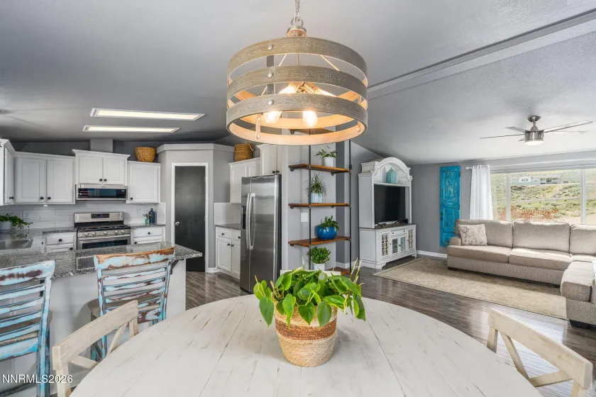 701 7th, Sun Valley, Nevada 89433, 3 Bedrooms Bedrooms, ,2 BathroomsBathrooms,Residential,Residential,7th,260003654