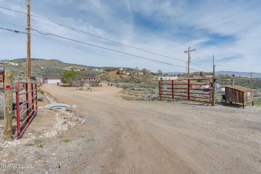 701 7th, Sun Valley, Nevada 89433, 3 Bedrooms Bedrooms, ,2 BathroomsBathrooms,Residential,Residential,7th,260003654