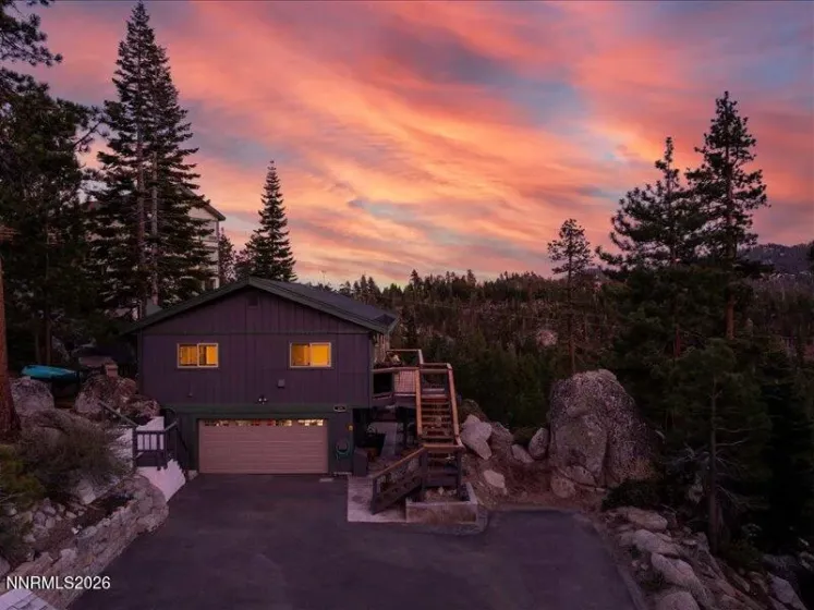 325 Barton, Stateline, Nevada 89449, 4 Bedrooms Bedrooms, ,3 BathroomsBathrooms,Residential,Residential,Barton,260003658