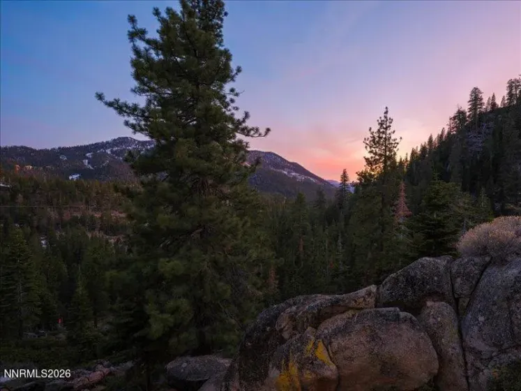 325 Barton, Stateline, Nevada 89449, 4 Bedrooms Bedrooms, ,3 BathroomsBathrooms,Residential,Residential,Barton,260003658