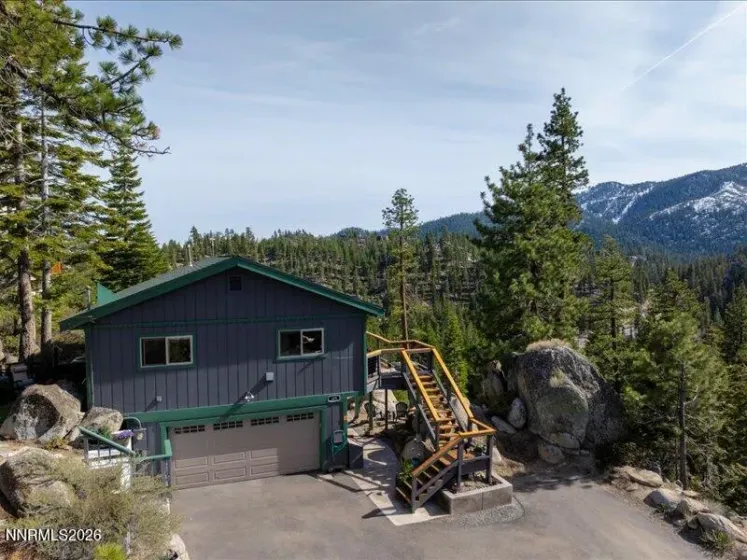 325 Barton, Stateline, Nevada 89449, 4 Bedrooms Bedrooms, ,3 BathroomsBathrooms,Residential,Residential,Barton,260003658