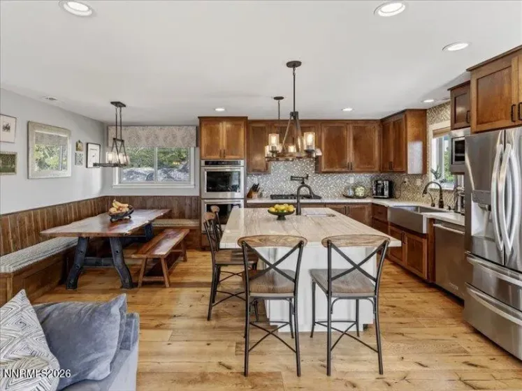 325 Barton, Stateline, Nevada 89449, 4 Bedrooms Bedrooms, ,3 BathroomsBathrooms,Residential,Residential,Barton,260003658