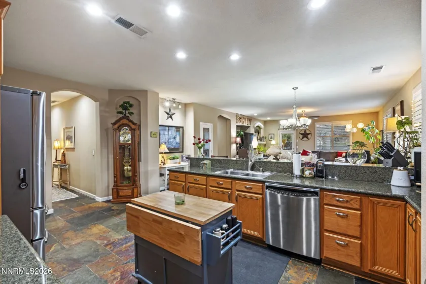 3239 Banestone, Sparks, Nevada 89436, 3 Bedrooms Bedrooms, ,3 BathroomsBathrooms,Residential,Residential,Banestone,260001128