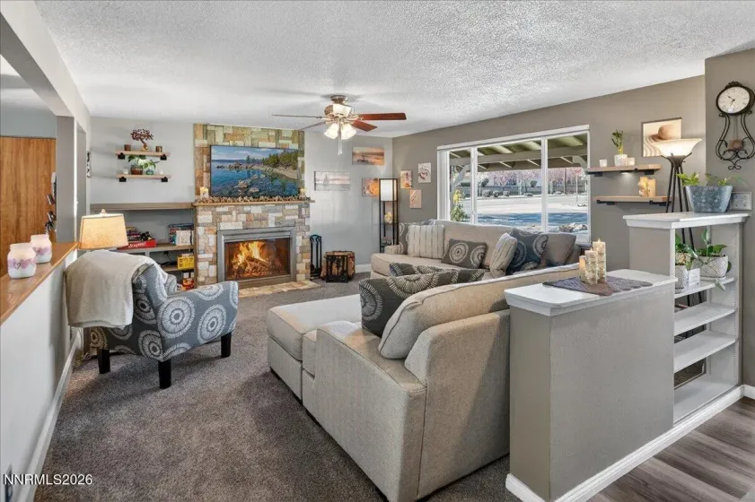 1890 Lander, Reno, Nevada 89509, 3 Bedrooms Bedrooms, ,2 BathroomsBathrooms,Residential,Residential,Lander,260003659