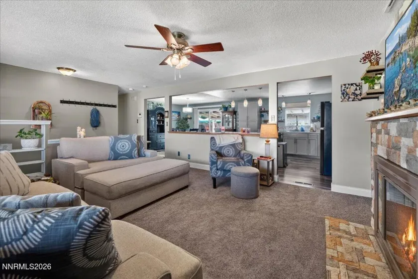 1890 Lander, Reno, Nevada 89509, 3 Bedrooms Bedrooms, ,2 BathroomsBathrooms,Residential,Residential,Lander,260003659