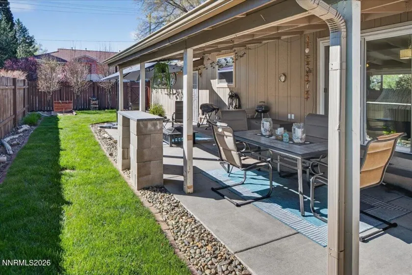 1890 Lander, Reno, Nevada 89509, 3 Bedrooms Bedrooms, ,2 BathroomsBathrooms,Residential,Residential,Lander,260003659