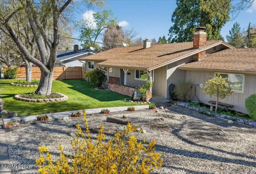 1890 Lander, Reno, Nevada 89509, 3 Bedrooms Bedrooms, ,2 BathroomsBathrooms,Residential,Residential,Lander,260003659