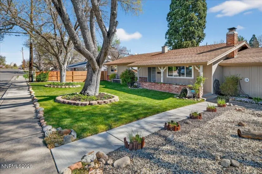 1890 Lander, Reno, Nevada 89509, 3 Bedrooms Bedrooms, ,2 BathroomsBathrooms,Residential,Residential,Lander,260003659