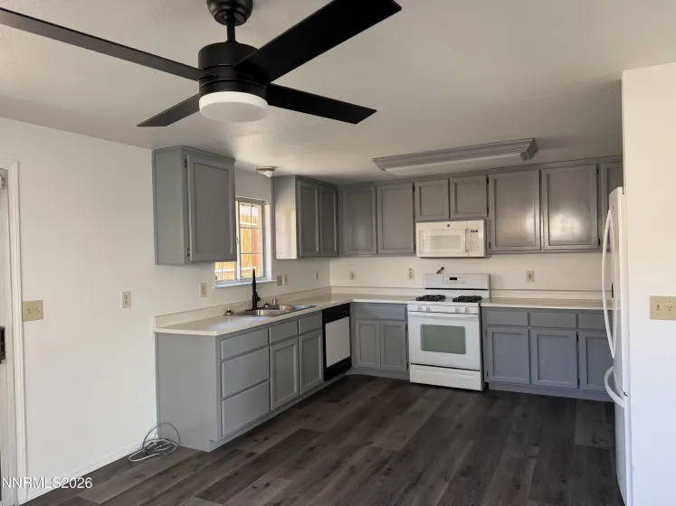 1790 Bobarly, Carson City, Nevada 89706, 2 Bedrooms Bedrooms, ,2 BathroomsBathrooms,Residential,Residential,Bobarly,260003660