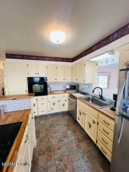 3825 Keyes, Fallon, Nevada 89406, 3 Bedrooms Bedrooms, ,1 BathroomBathrooms,Residential,Residential,Keyes,250059130