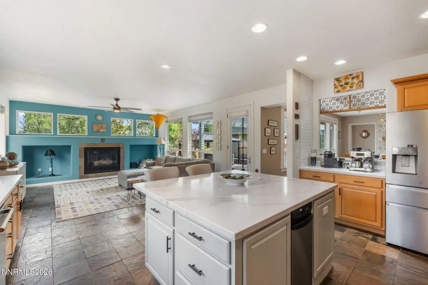 1824 Amberwood, Carson City, Nevada 89703, 3 Bedrooms Bedrooms, ,3 BathroomsBathrooms,Residential,Residential,Amberwood,260003668