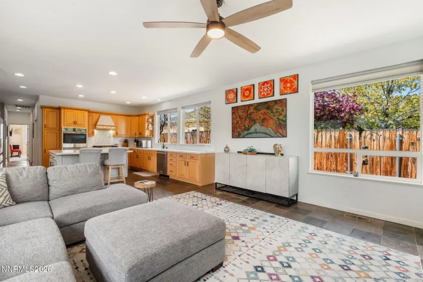 1824 Amberwood, Carson City, Nevada 89703, 3 Bedrooms Bedrooms, ,3 BathroomsBathrooms,Residential,Residential,Amberwood,260003668