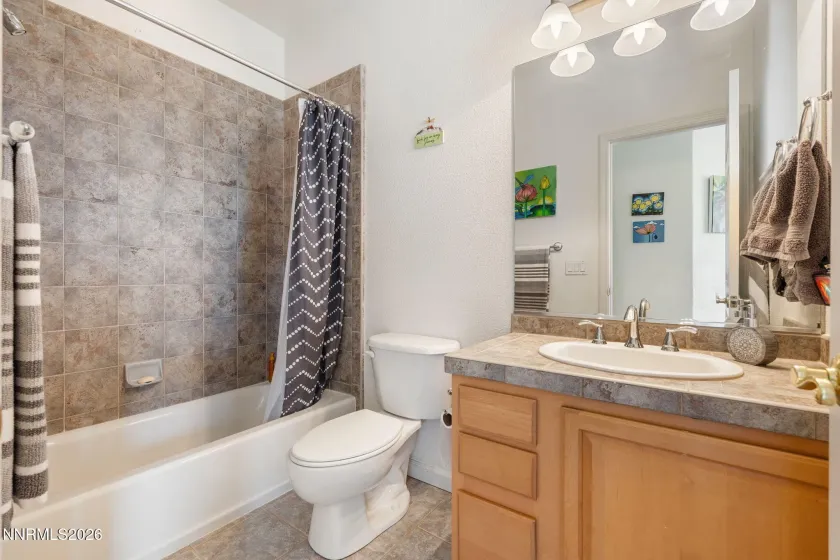 1824 Amberwood, Carson City, Nevada 89703, 3 Bedrooms Bedrooms, ,3 BathroomsBathrooms,Residential,Residential,Amberwood,260003668