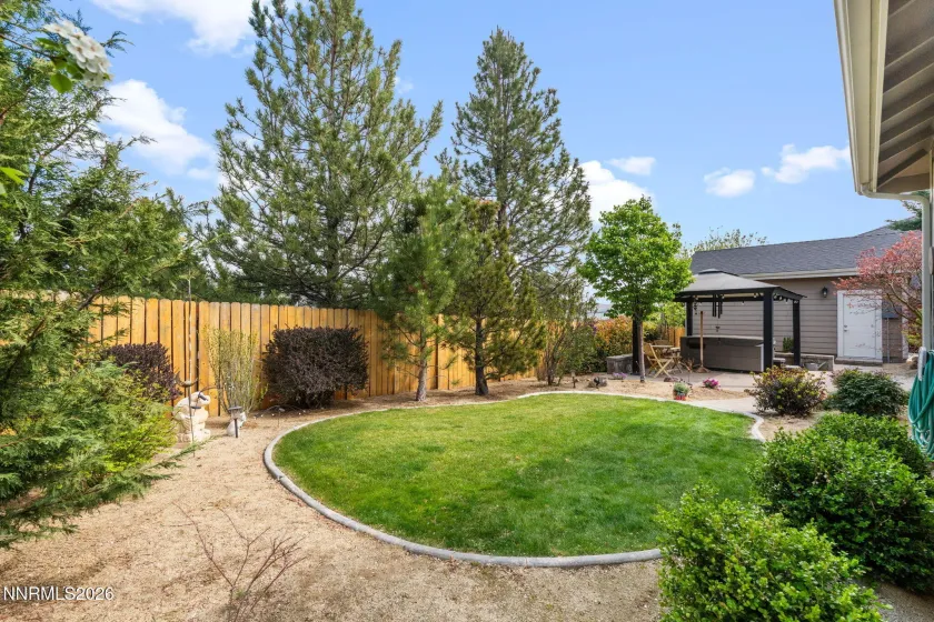 1824 Amberwood, Carson City, Nevada 89703, 3 Bedrooms Bedrooms, ,3 BathroomsBathrooms,Residential,Residential,Amberwood,260003668