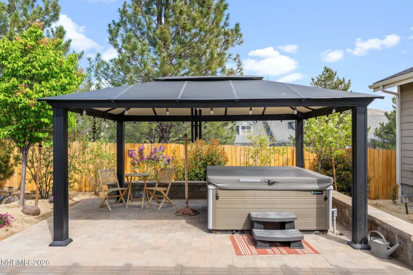 1824 Amberwood, Carson City, Nevada 89703, 3 Bedrooms Bedrooms, ,3 BathroomsBathrooms,Residential,Residential,Amberwood,260003668