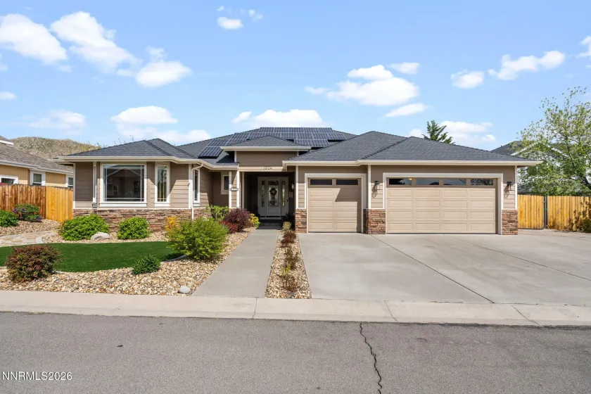 1824 Amberwood, Carson City, Nevada 89703, 3 Bedrooms Bedrooms, ,3 BathroomsBathrooms,Residential,Residential,Amberwood,260003668