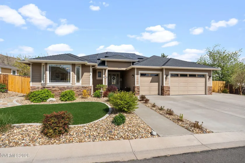 1824 Amberwood, Carson City, Nevada 89703, 3 Bedrooms Bedrooms, ,3 BathroomsBathrooms,Residential,Residential,Amberwood,260003668