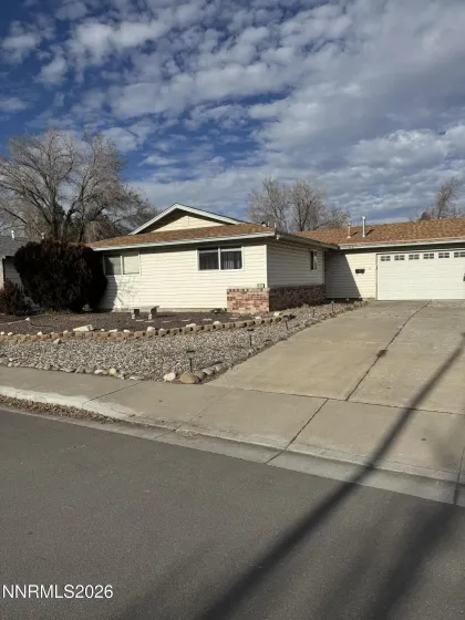 950 Sage View, Sparks, Nevada 89434, 3 Bedrooms Bedrooms, ,2 BathroomsBathrooms,Residential,Residential,Sage View,260003671