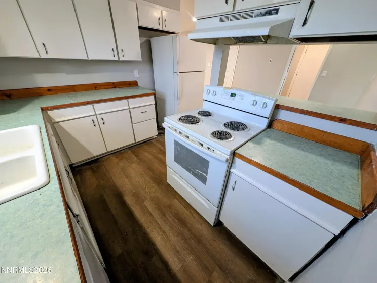 367 Connelly, Hawthorne, Nevada 89415, 4 Bedrooms Bedrooms, ,2 BathroomsBathrooms,Residential,Residential,Connelly,260003669