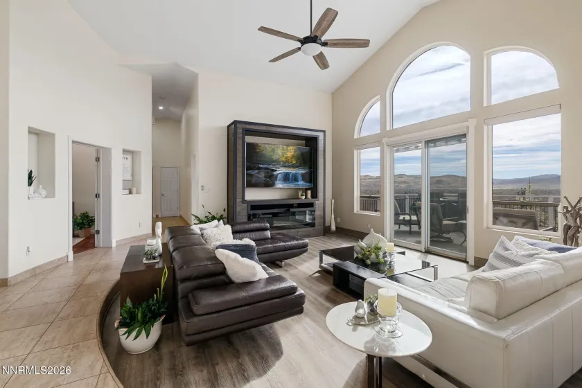 5520 High Rock, Sparks, Nevada 89431, 5 Bedrooms Bedrooms, ,3 BathroomsBathrooms,Residential,Residential,High Rock,260003672