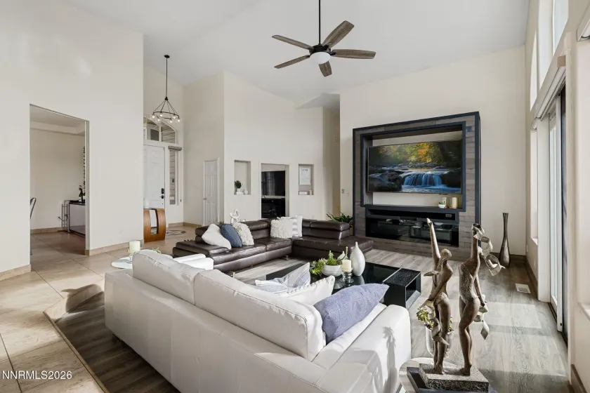 5520 High Rock, Sparks, Nevada 89431, 5 Bedrooms Bedrooms, ,3 BathroomsBathrooms,Residential,Residential,High Rock,260003672