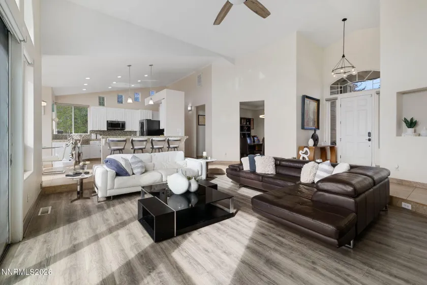 5520 High Rock, Sparks, Nevada 89431, 5 Bedrooms Bedrooms, ,3 BathroomsBathrooms,Residential,Residential,High Rock,260003672