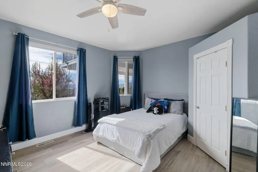 5520 High Rock, Sparks, Nevada 89431, 5 Bedrooms Bedrooms, ,3 BathroomsBathrooms,Residential,Residential,High Rock,260003672