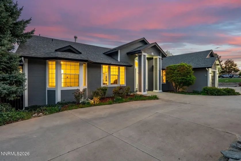 5520 High Rock, Sparks, Nevada 89431, 5 Bedrooms Bedrooms, ,3 BathroomsBathrooms,Residential,Residential,High Rock,260003672