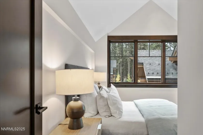 36 Beach Club, Stateline, Nevada 89449, 4 Bedrooms Bedrooms, ,4 BathroomsBathrooms,Residential,Residential,Beach Club,250058092