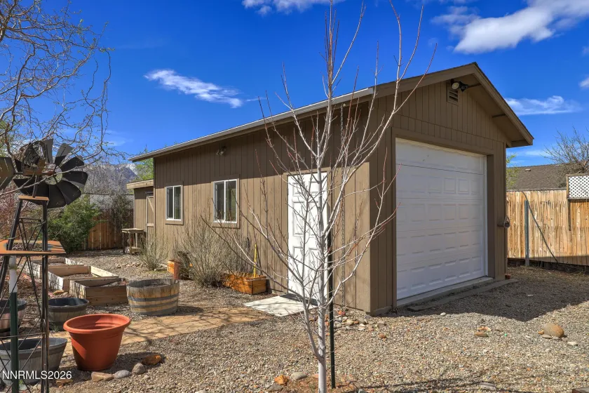 1336 Honeybee, Gardnerville, Nevada 89460, 3 Bedrooms Bedrooms, ,2 BathroomsBathrooms,Residential,Residential,Honeybee,260003676