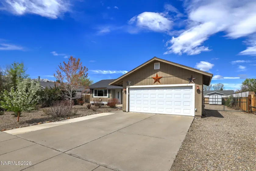 1336 Honeybee, Gardnerville, Nevada 89460, 3 Bedrooms Bedrooms, ,2 BathroomsBathrooms,Residential,Residential,Honeybee,260003676