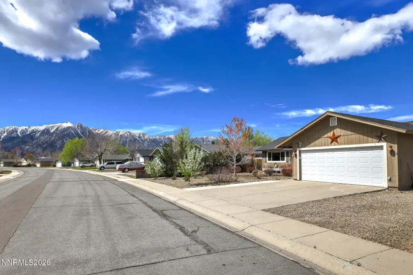 1336 Honeybee, Gardnerville, Nevada 89460, 3 Bedrooms Bedrooms, ,2 BathroomsBathrooms,Residential,Residential,Honeybee,260003676